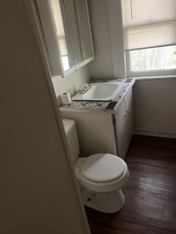 1019 W Martin Luther King Dr #NA - Photo 3 of 8