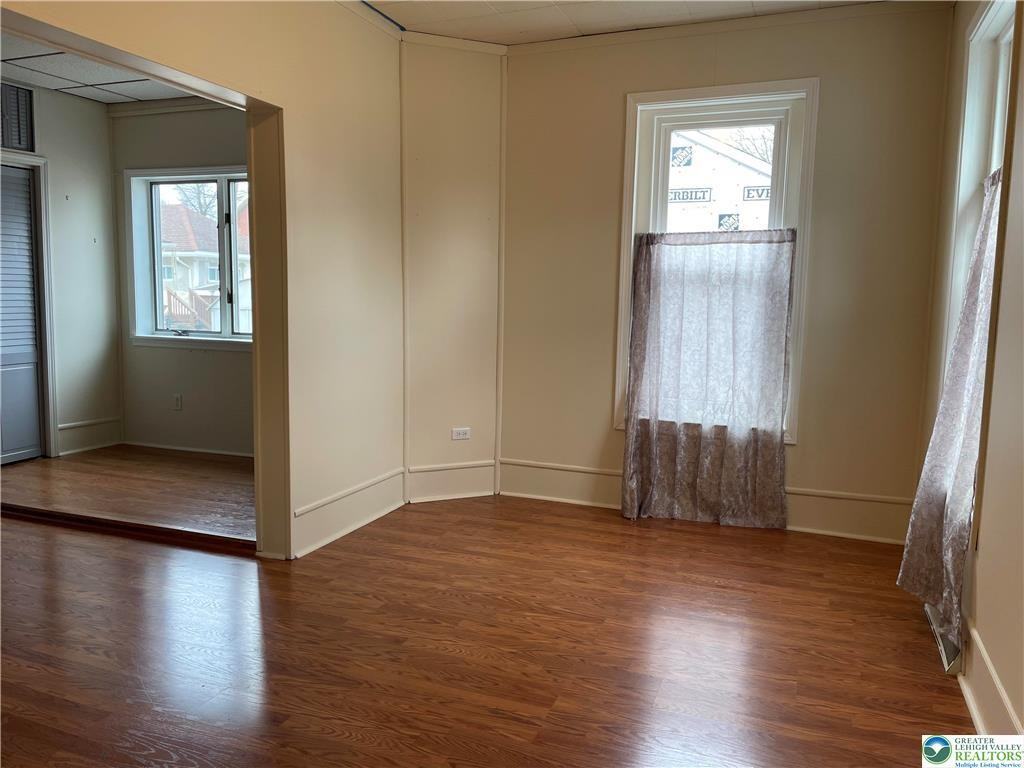 2066 Grape Street #2066 - Photo 4 of 21