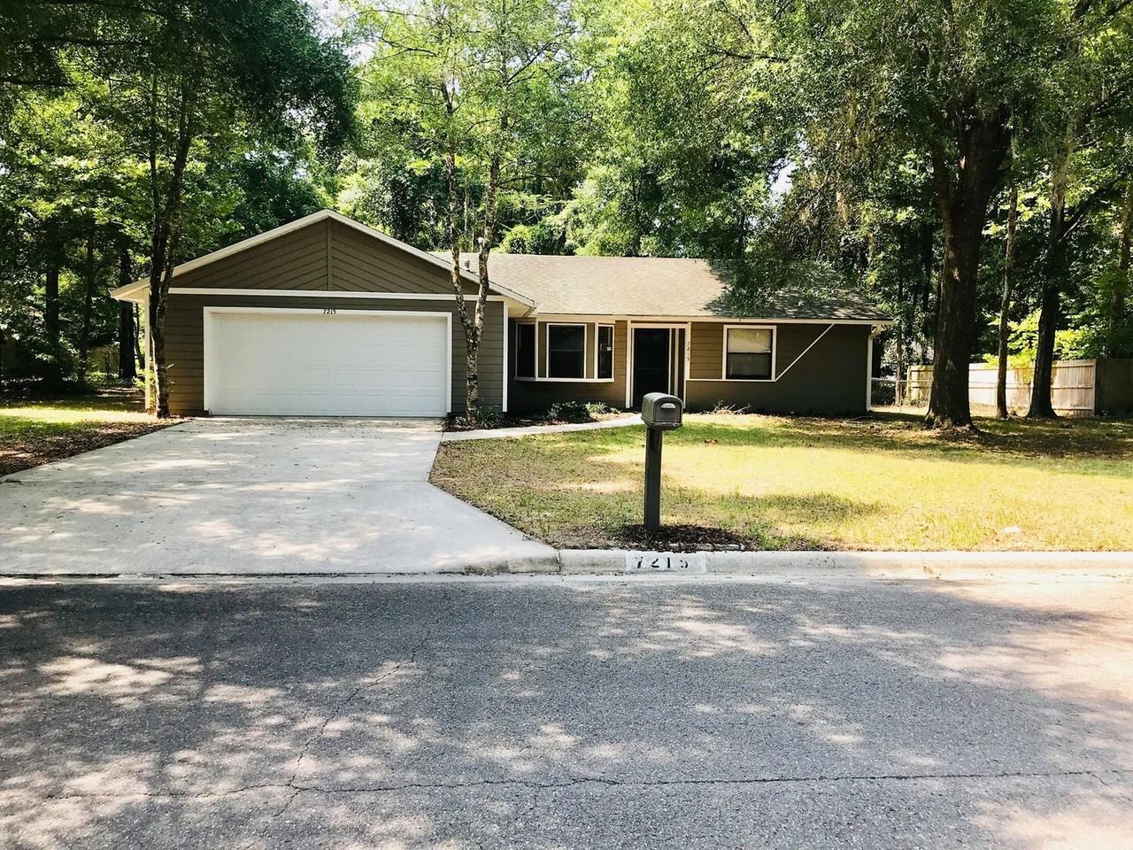 7215 Sw 18th Pl - Photo 2 of 30