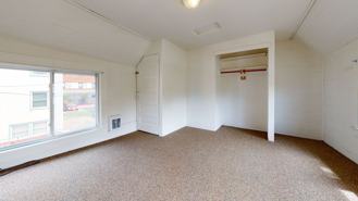 800 13th Ave Se - Photo 1 of 1