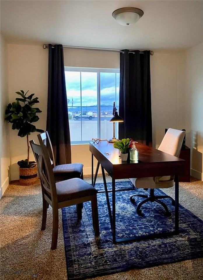 604 Snow Ghost Street - Photo 6 of 12