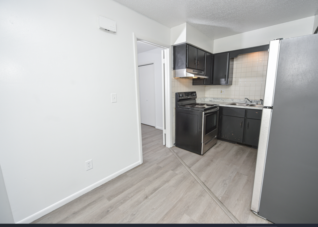 803 South Jefferson Avenue - Photo 3 of 16