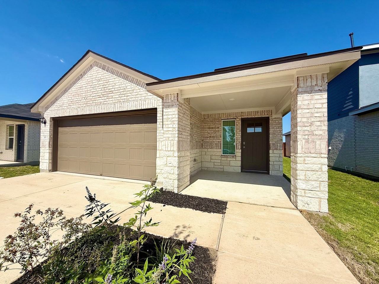 245 245 New Albany Ln - Photo 2 of 18