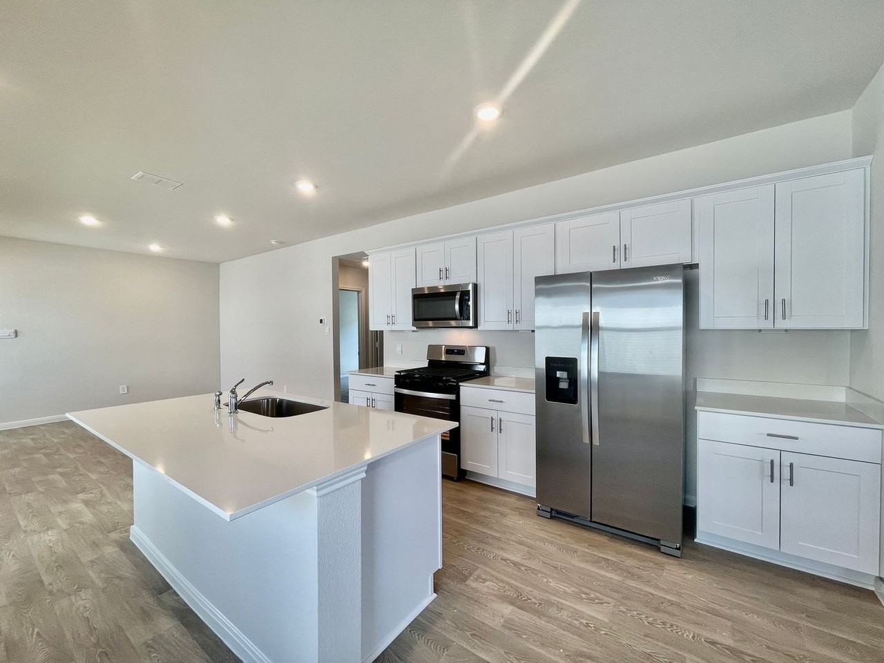 245 245 New Albany Ln - Photo 7 of 18