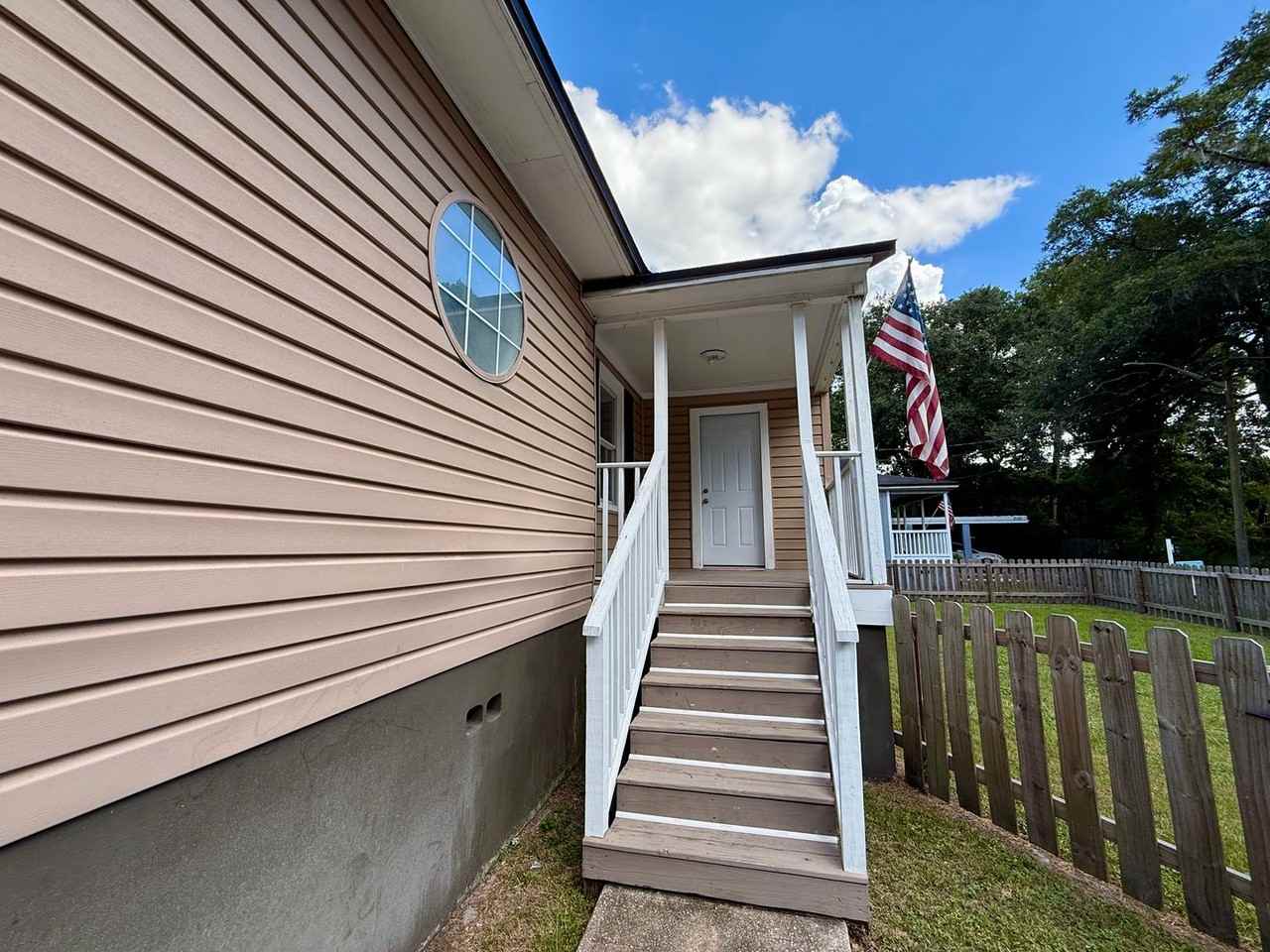 2165 Sheridan Street - Photo 3 of 38