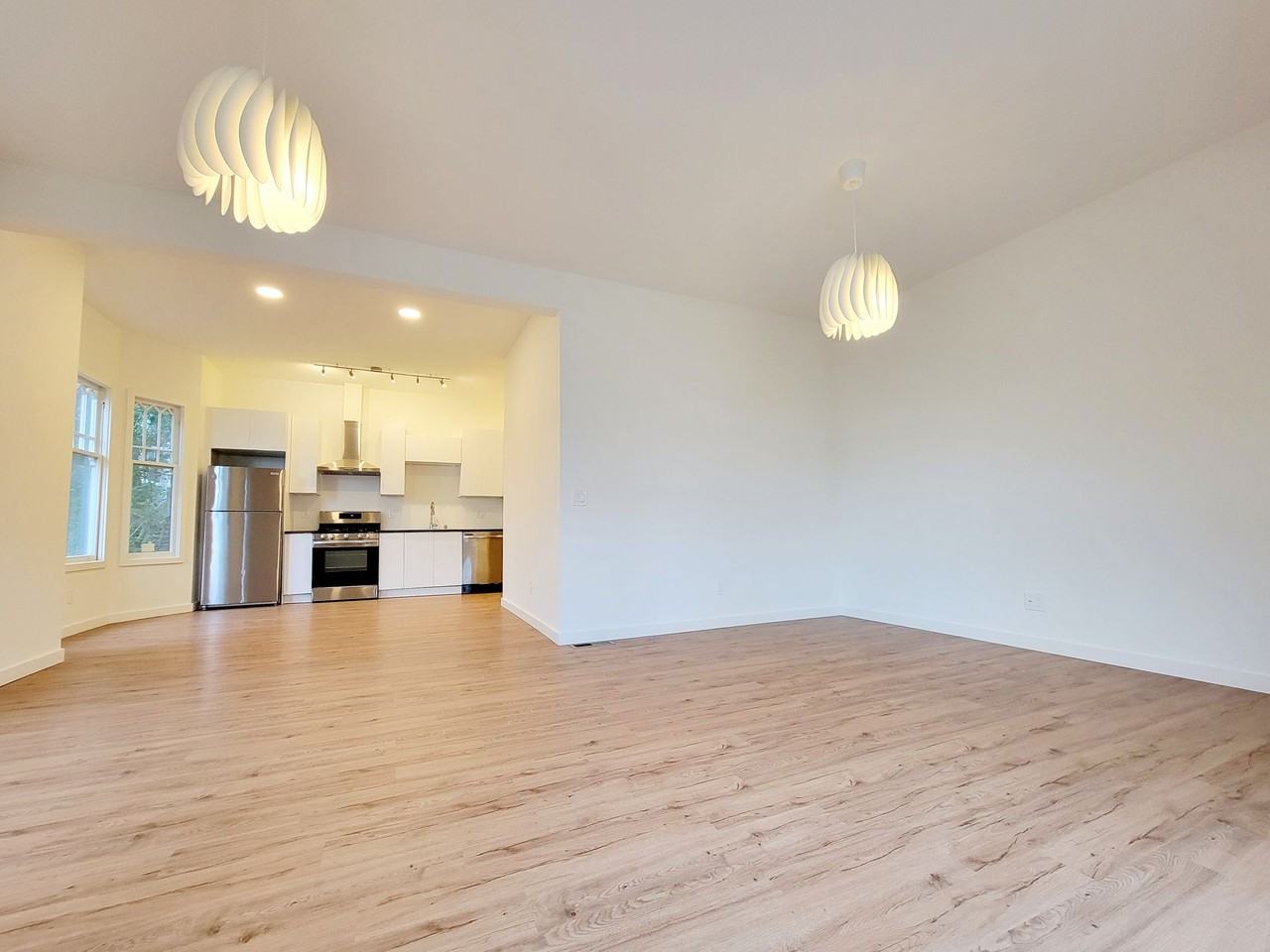 1331 Washington Street - Photo 2 of 23