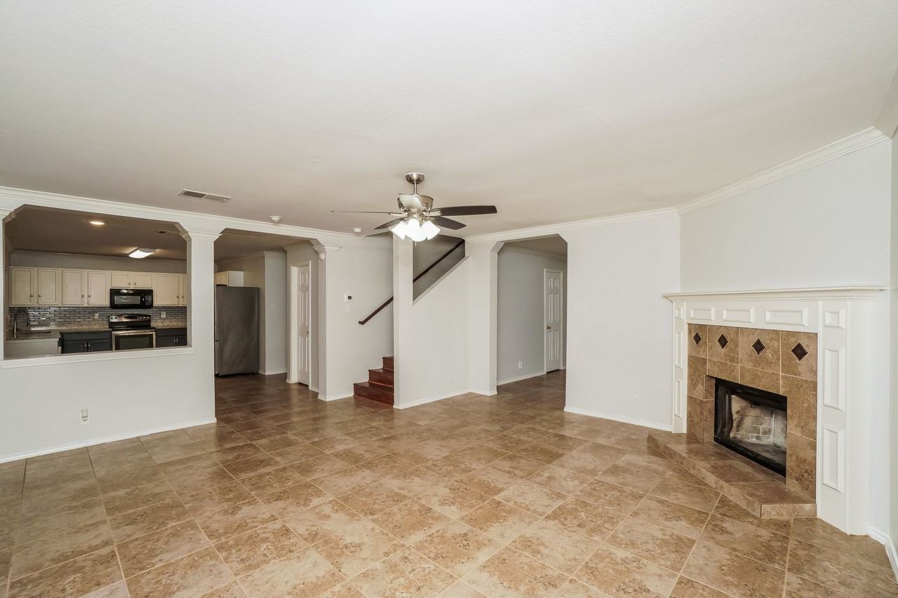 12103 Creek Spur - Photo 6 of 23