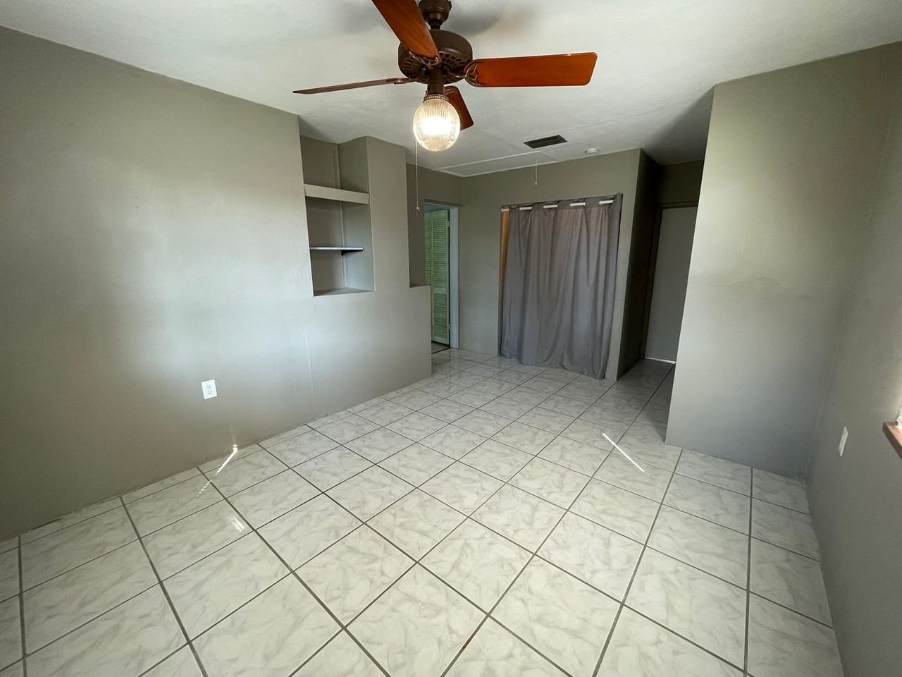 113 West Fox Place - Photo 7 of 45