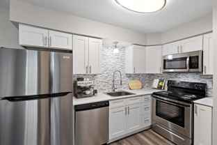 Hines Park Place Apartments - Photo 1 of 1
