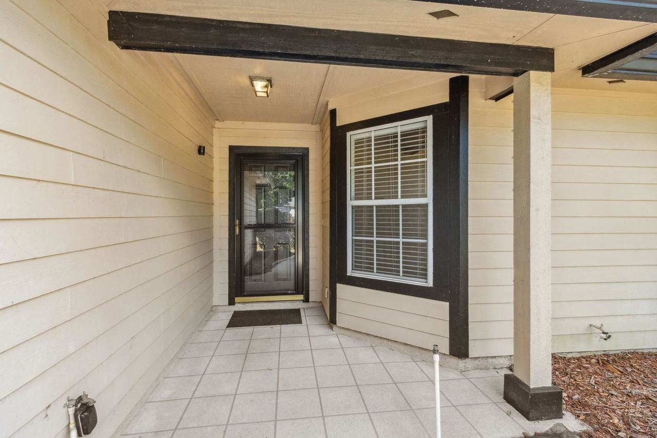 2102 Inverness Road - Photo 3 of 29