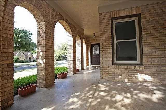 5715 Ellsworth Ave #NA - Photo 2 of 16