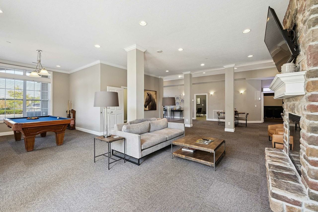 Residences at Central Park - Photo 7 of 37