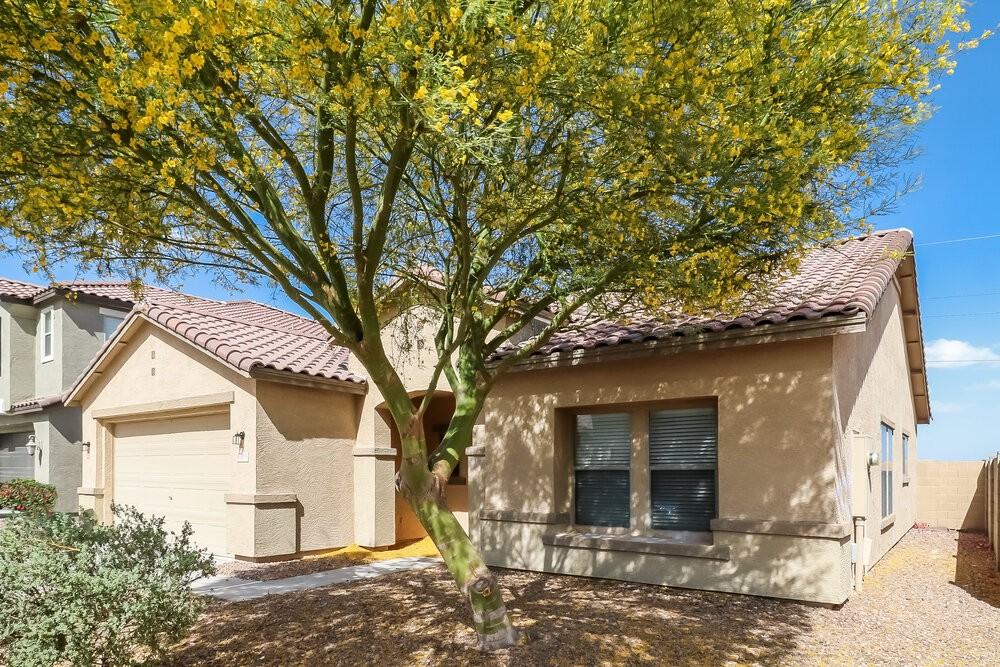 6095 S 255th Dr - Photo 3 of 16