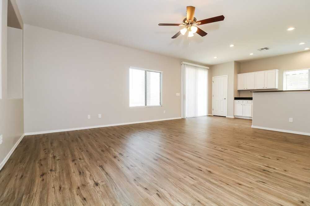 6095 S 255th Dr - Photo 5 of 16