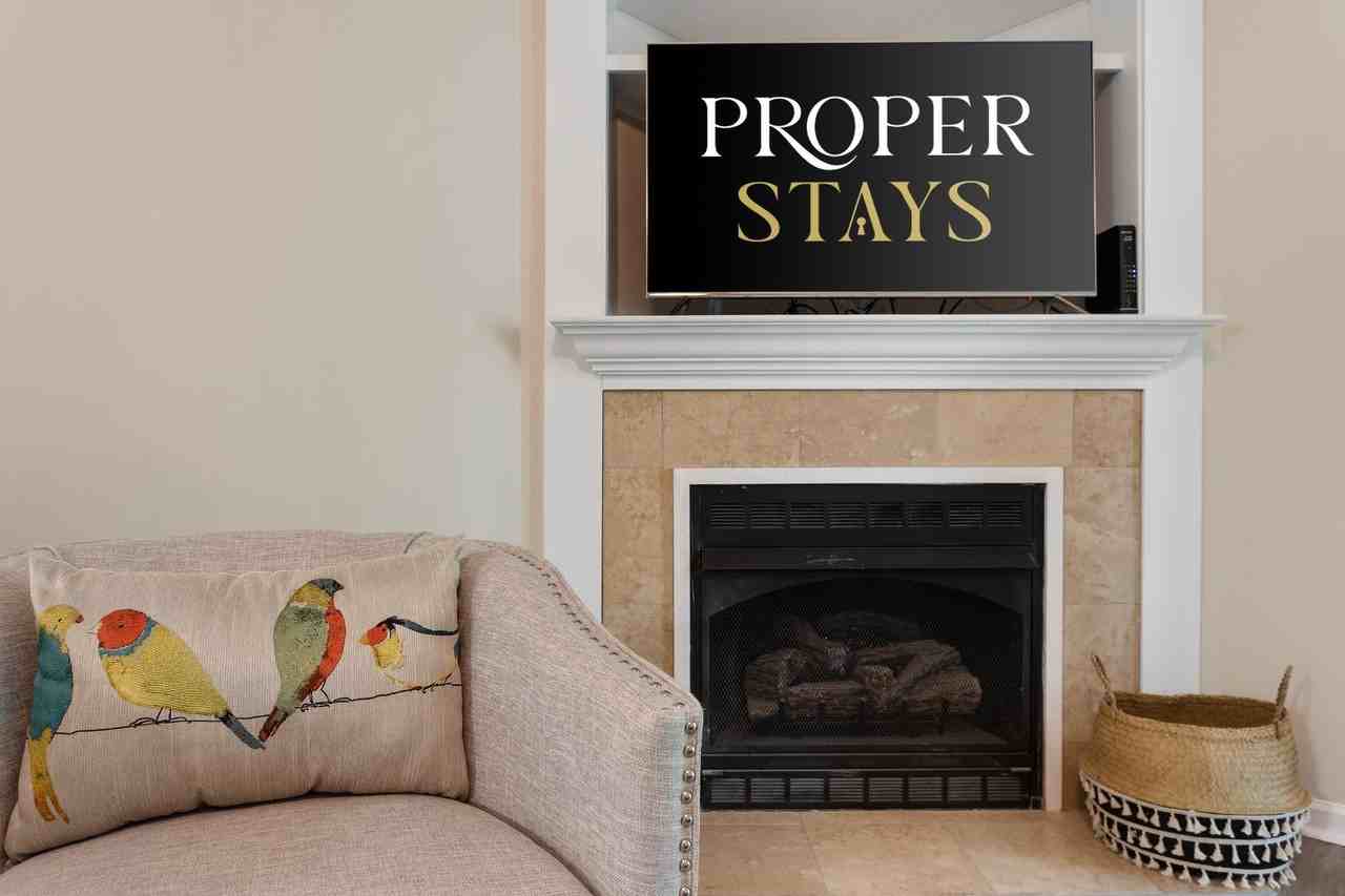 1361 Pinnacle Lane - Photo 7 of 34