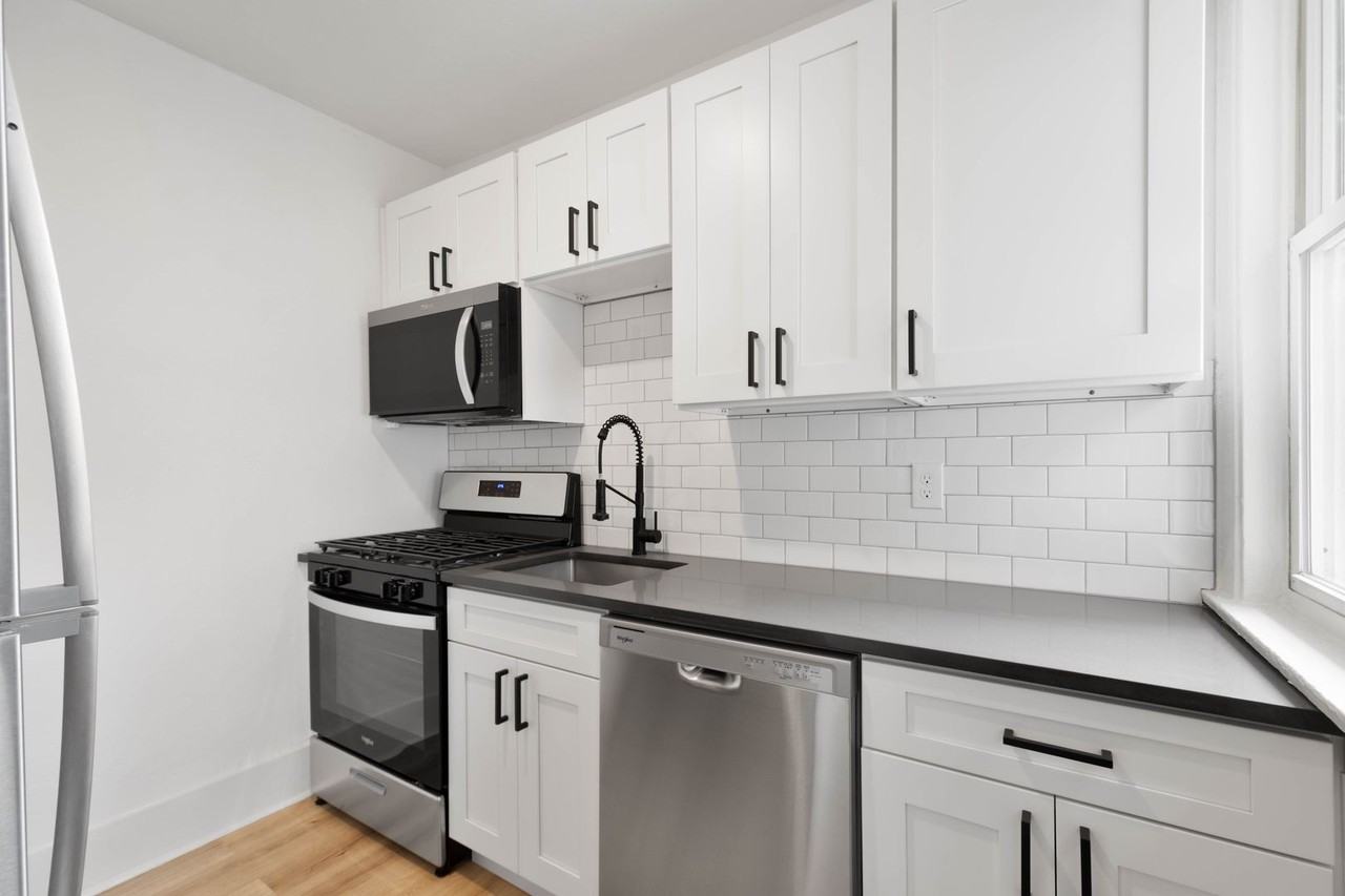 1115 Mcneilly Avenue - Photo 2 of 24