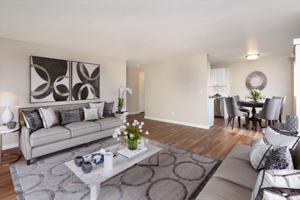 featured image of 10212 Ne 68th St