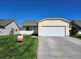 featured image of 7815 Deschutes Dr