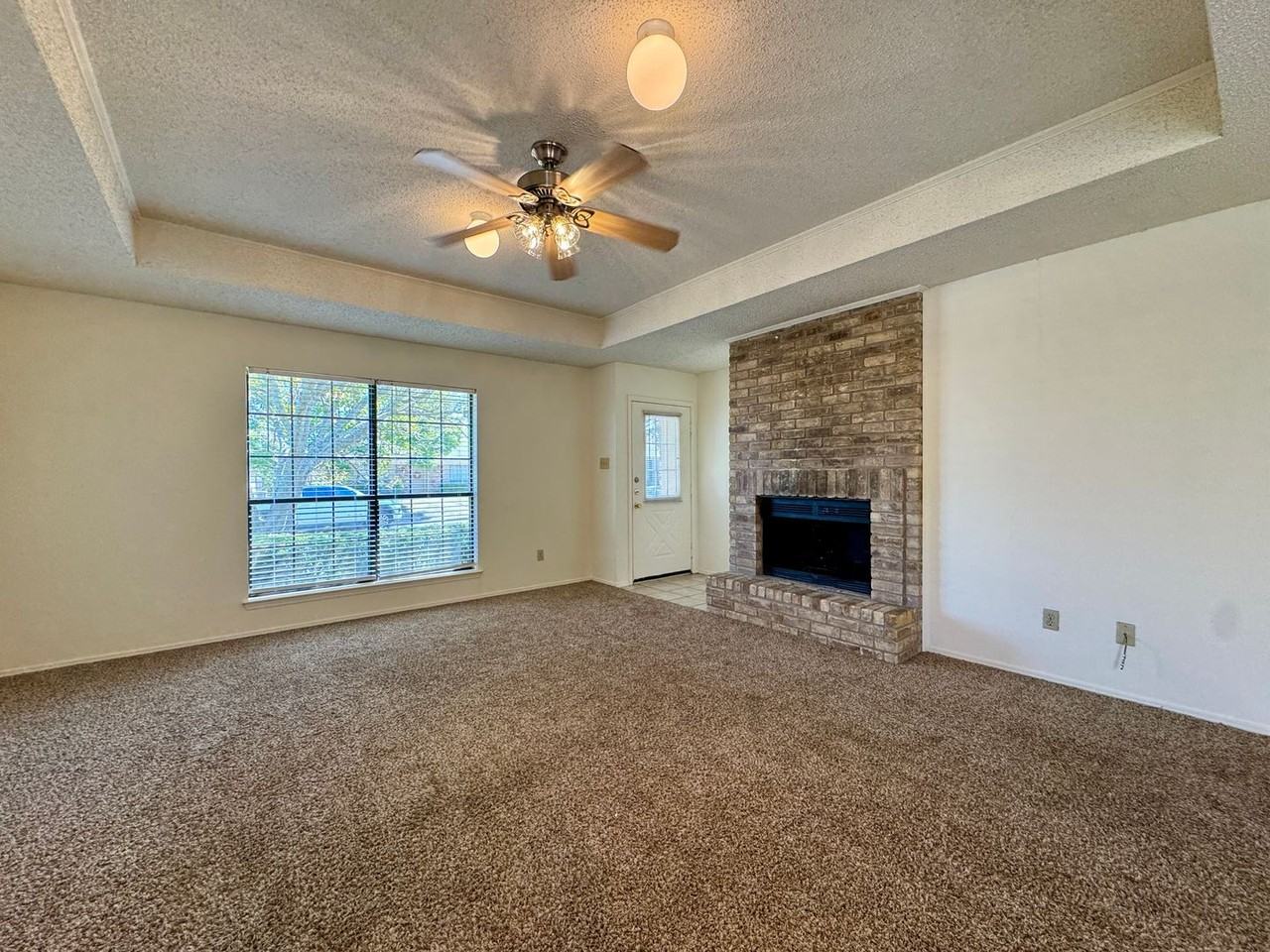 9223 Regal Drive - Photo 3 of 11