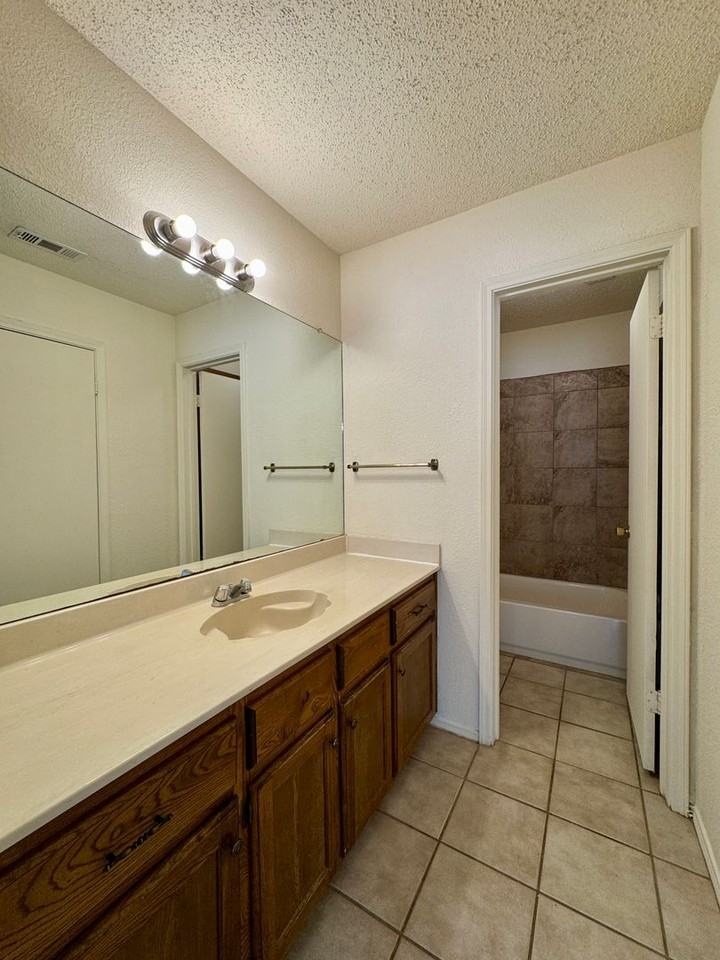 9223 Regal Drive - Photo 6 of 11