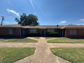 7320 Sanger Ave - Photo 1 of 1