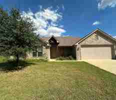 featured image of 907 Jackie Ray