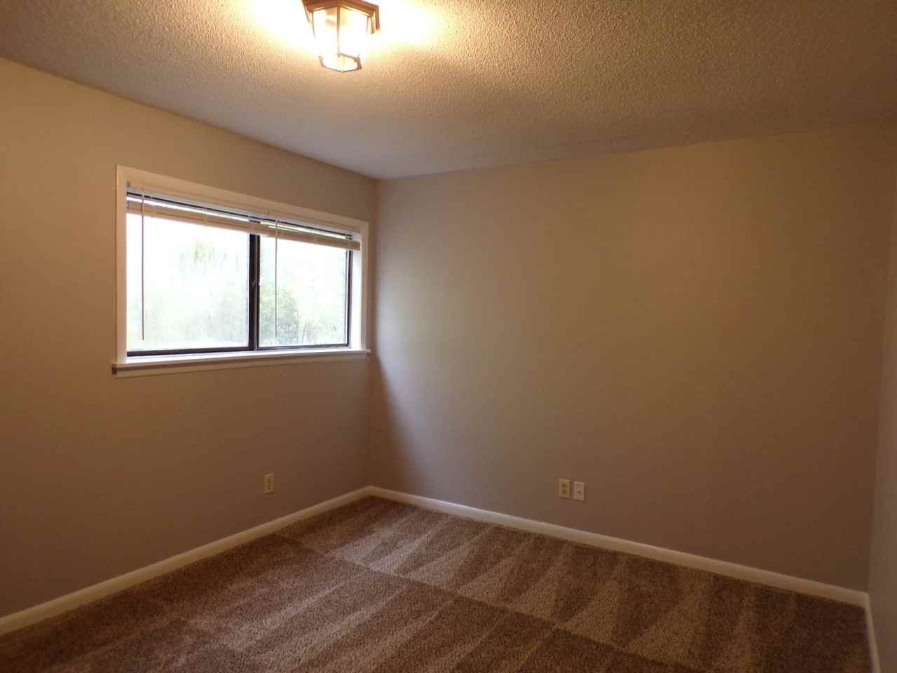 2 Anthony Cir - Photo 7 of 8