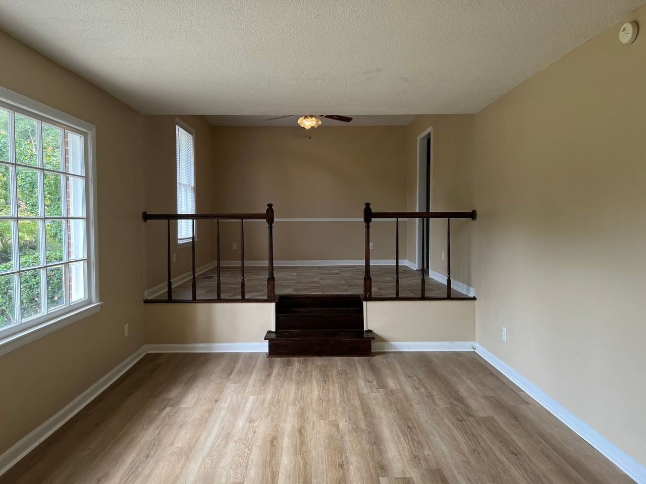 6458 Easthampton Rd - Photo 3 of 18