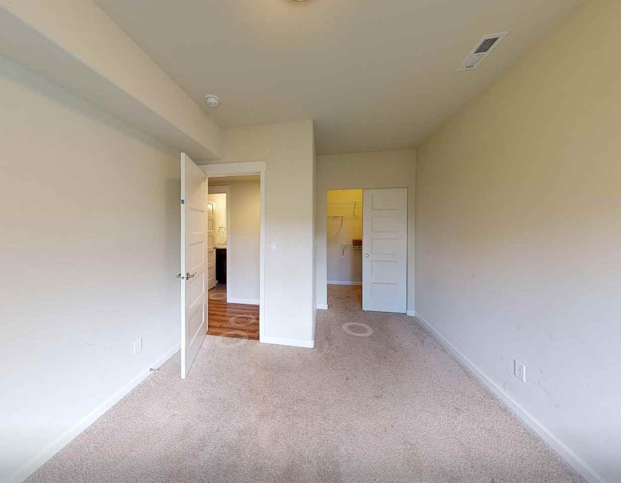Elegant Beacon Hill home with great views - Photo 5 of 21