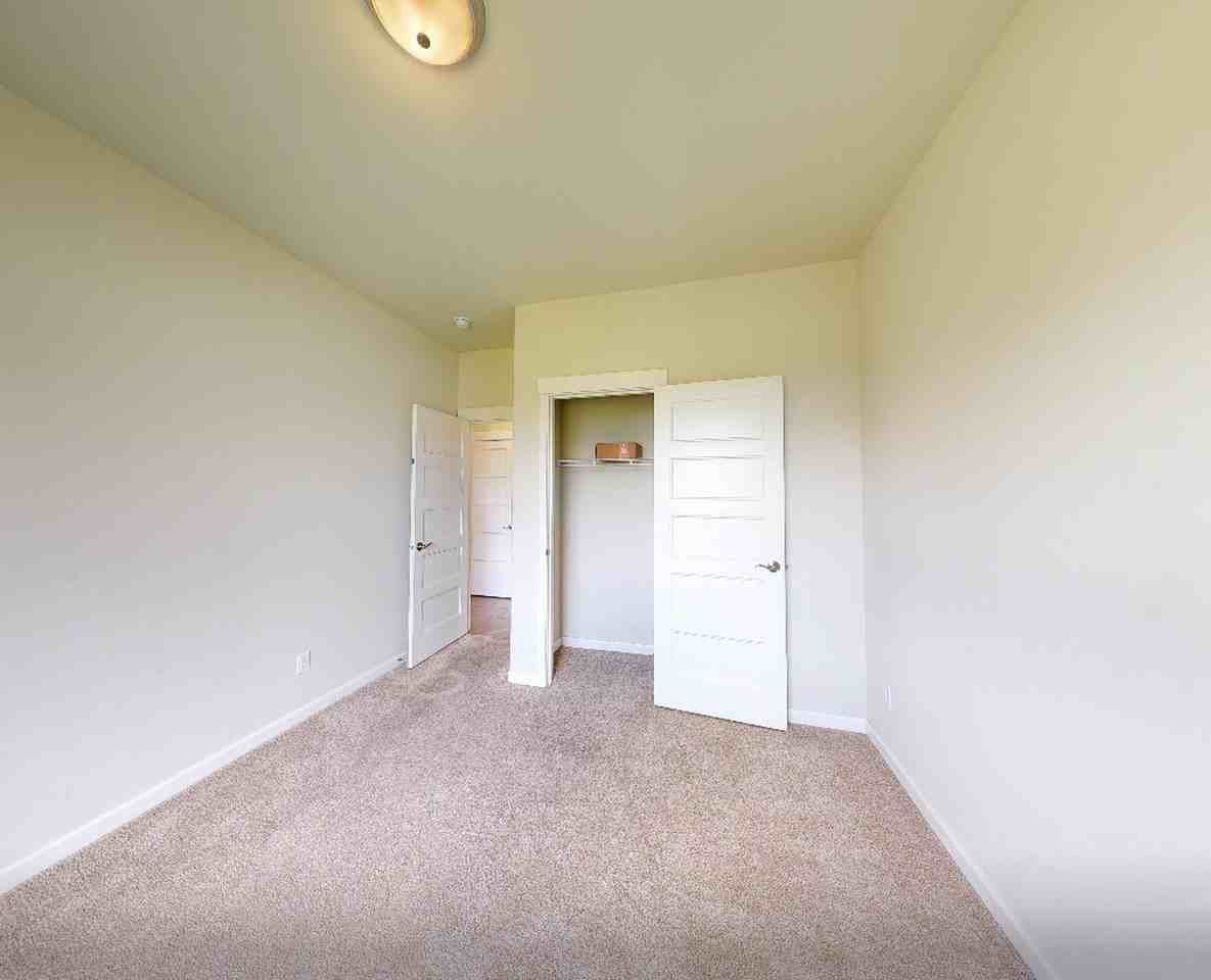 Elegant Beacon Hill home with great views - Photo 7 of 21