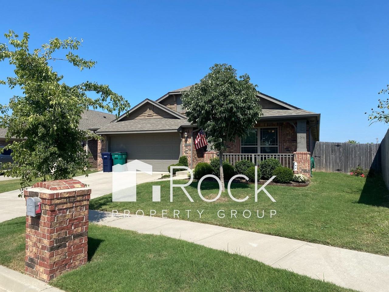 1209 SW 159th Ter - Photo 2 of 23