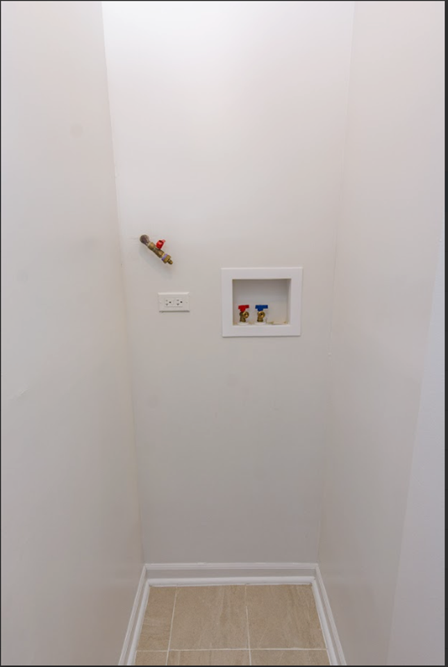 The Shore Residences – 7350 S. Phillips Ave, Chicago, IL - Photo 6 of 11