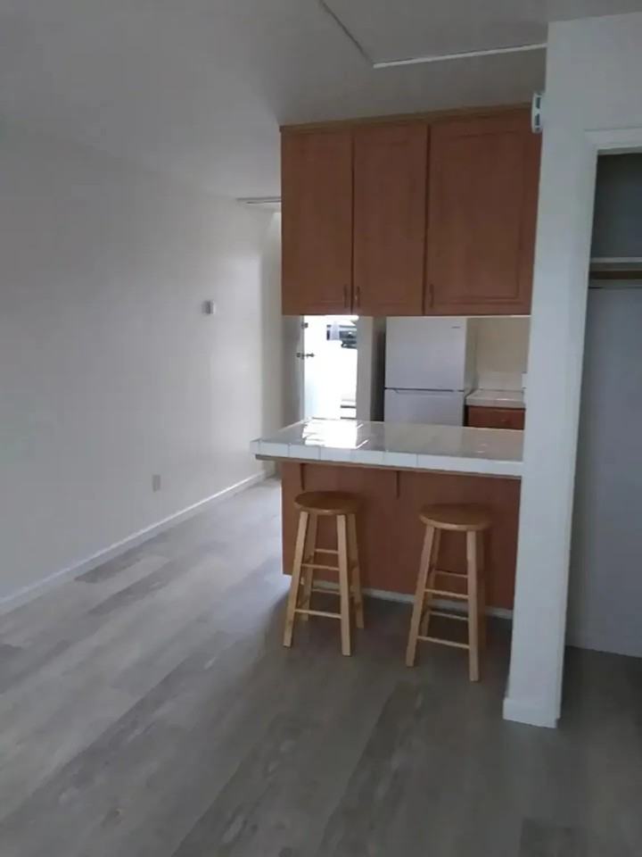 Lloyd Court Apartments - Photo 6 of 49