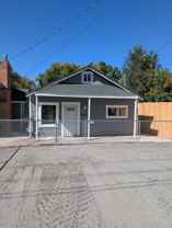 1420 1/2 Summers Ln - Photo 1 of 1