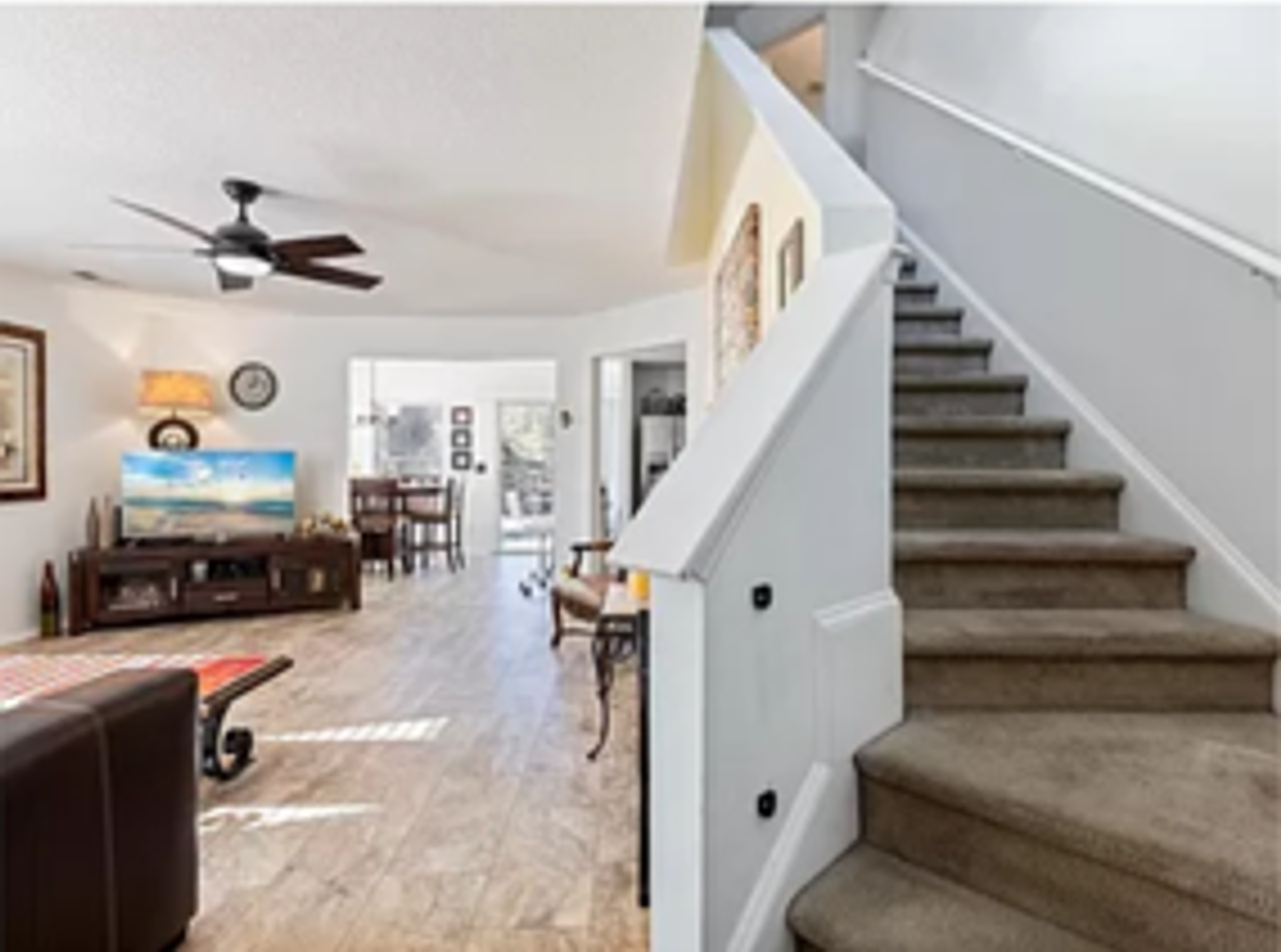 825 Ashleaf Dr - Photo 2 of 15