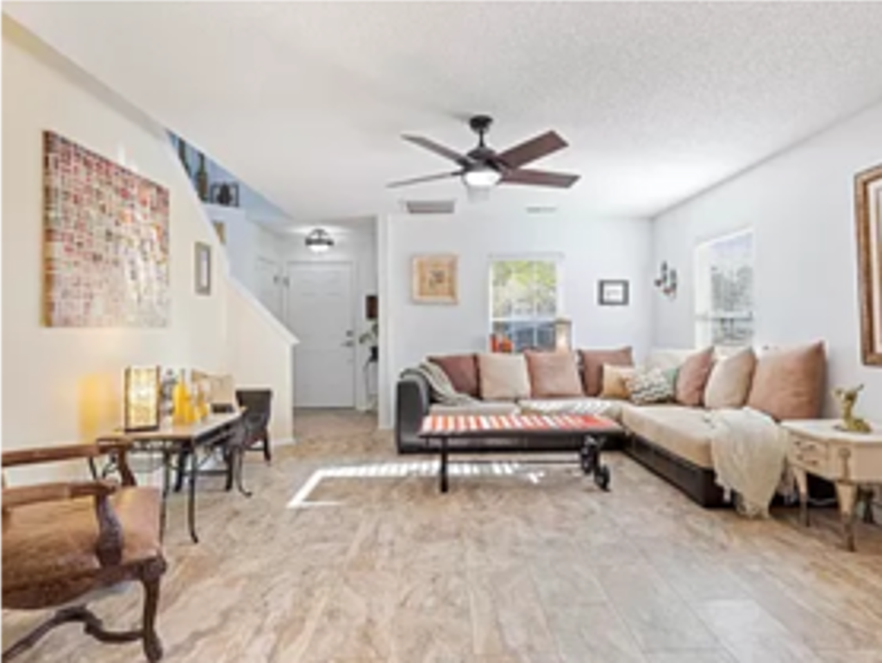 825 Ashleaf Dr - Photo 4 of 15