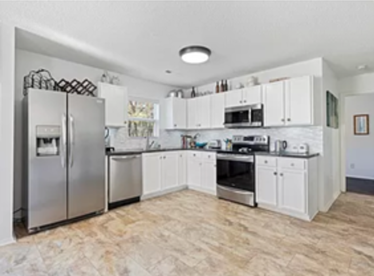 825 Ashleaf Dr - Photo 7 of 15