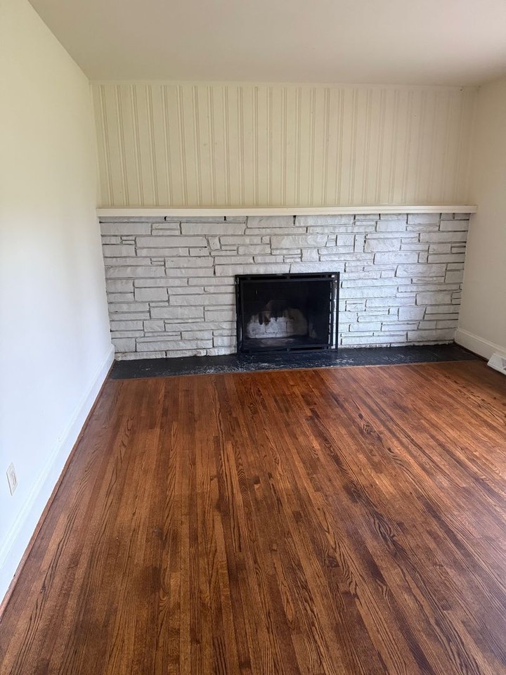 3929 Whitehall Dr - Photo 4 of 16