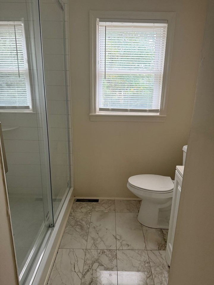 3929 Whitehall Dr - Photo 6 of 16