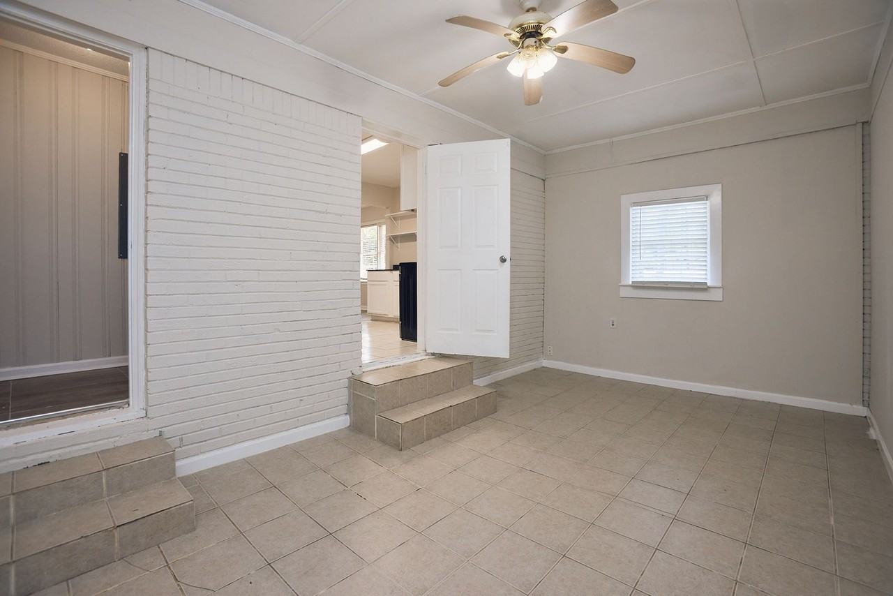 2058 River Rd - Photo 7 of 15