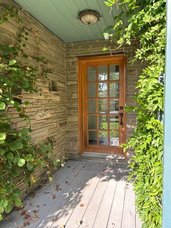 904 Shreiner Ave - Photo 2 of 18