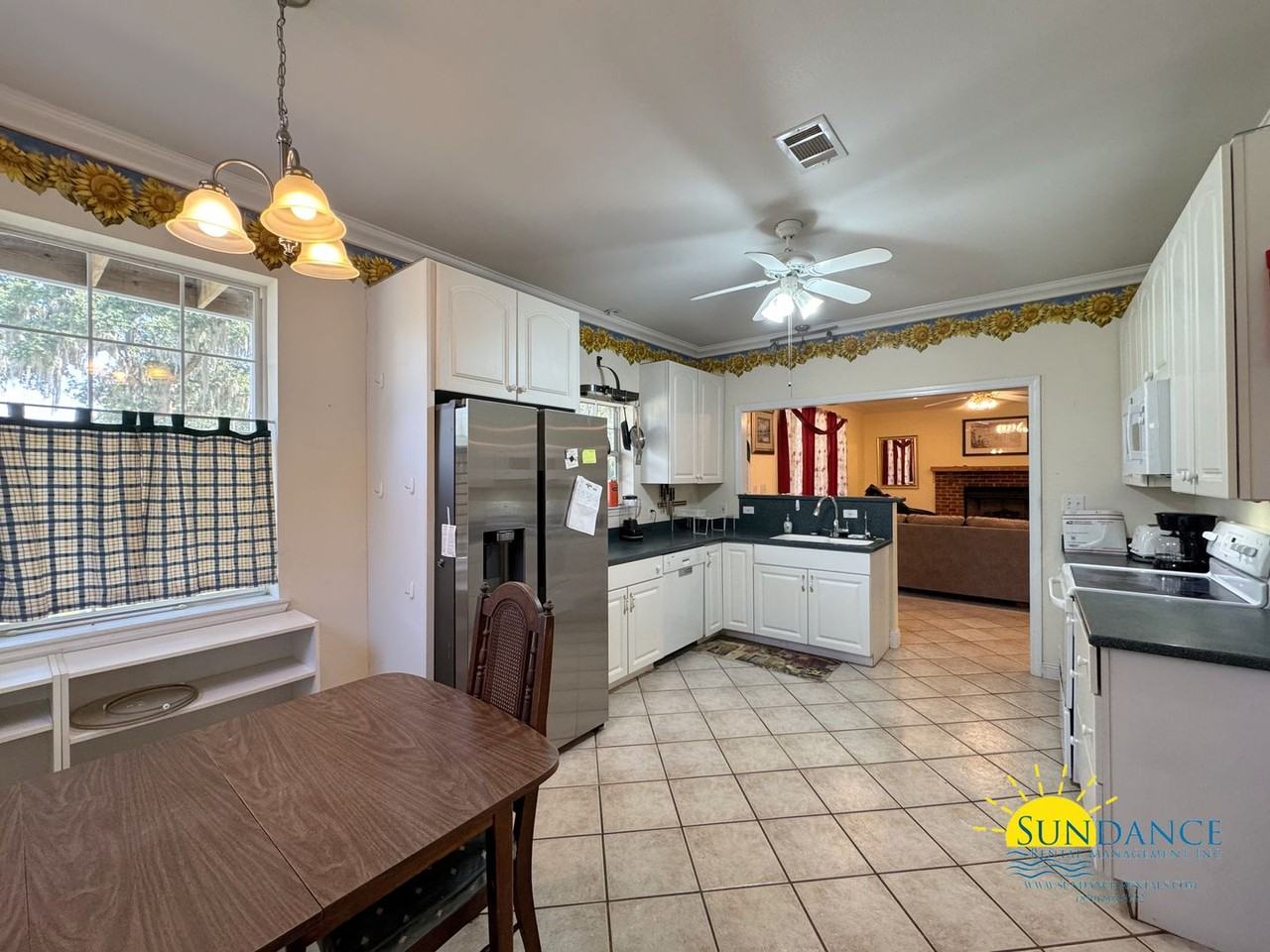 503 Circle Dr - Photo 7 of 35