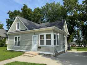 1107 W 1st St - Photo 1 of 1