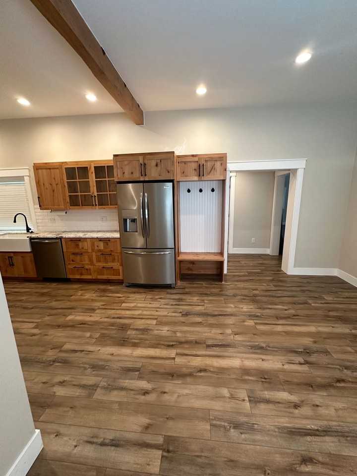 29991 Lake Creek Dr - Photo 2 of 10