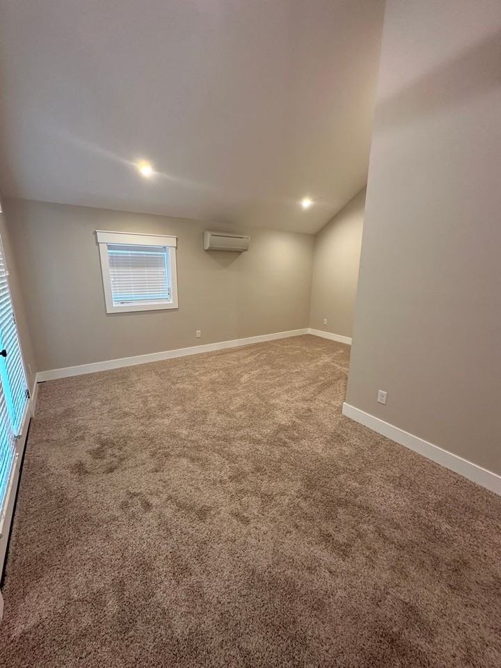 29991 Lake Creek Dr - Photo 5 of 10