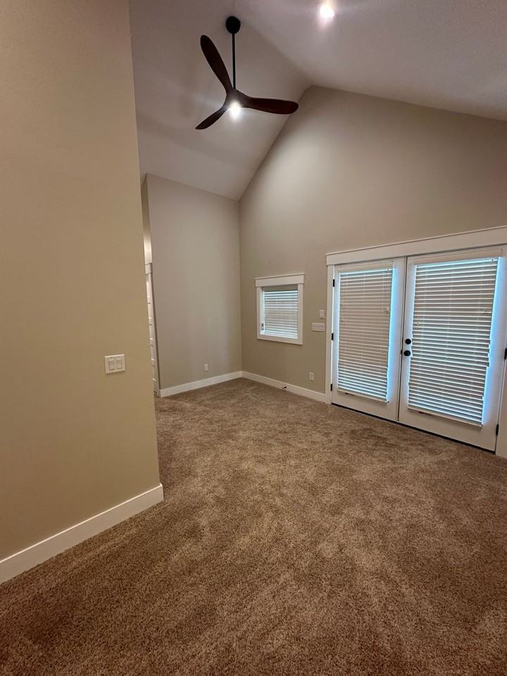 29991 Lake Creek Dr - Photo 6 of 10