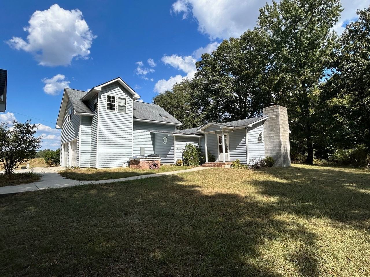 310 Macks Rd - Photo 2 of 16