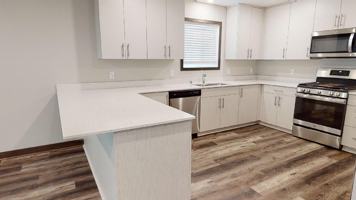 featured image of 1076 14th Ave Se