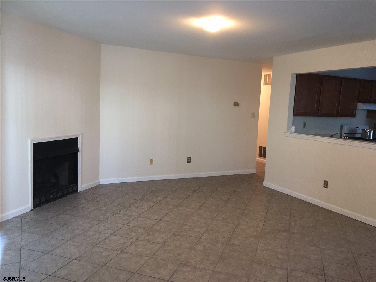 4955 Winterbury Dr - Photo 3 of 23