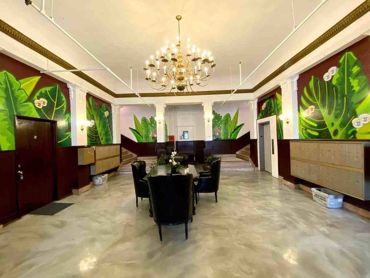 601 South Rampart Boulevard - Photo 4 of 14